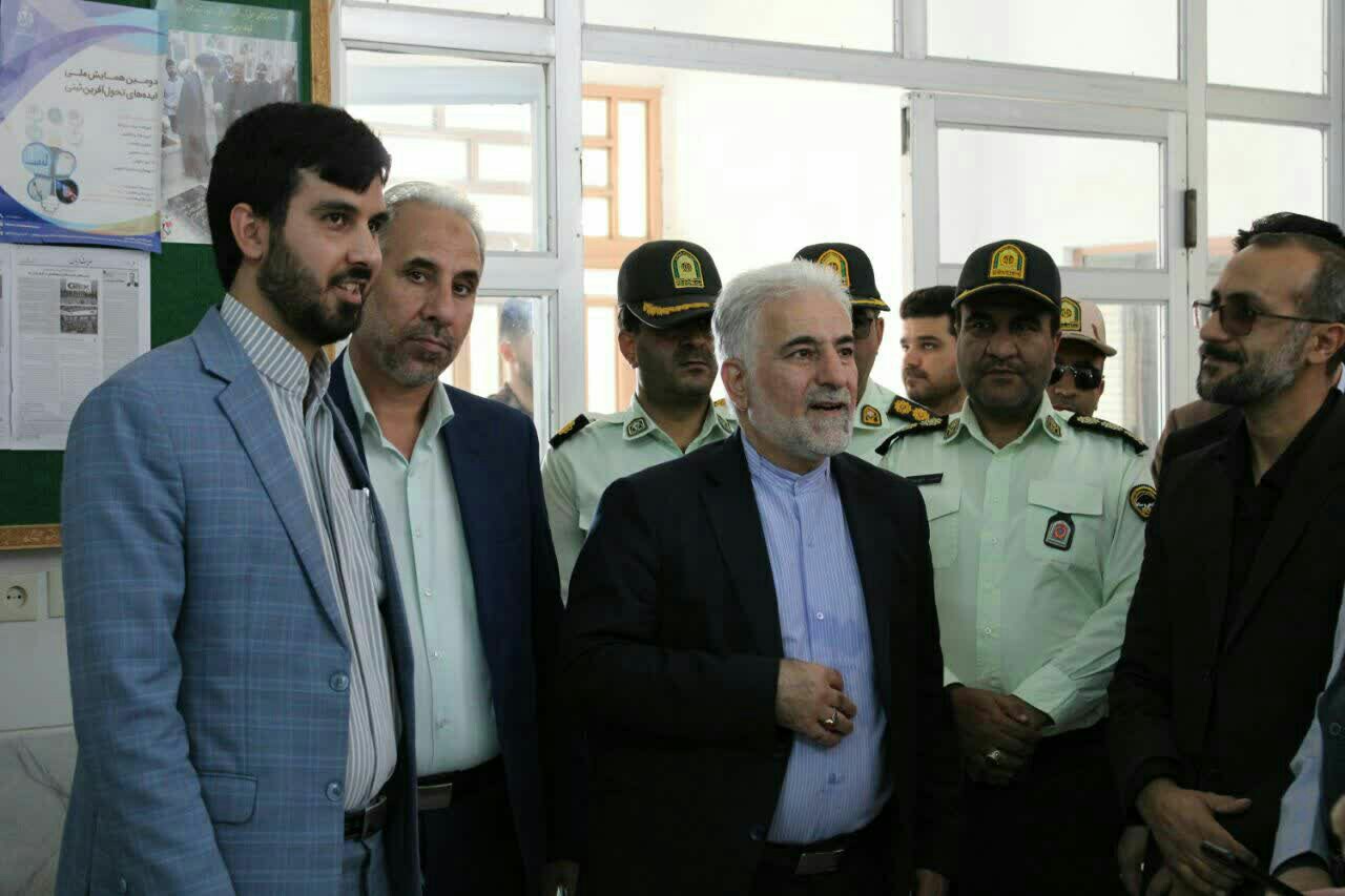 رئیس سازمان زندان های کشور در راور/از بازداشتگاه تا قالی، ثبت اسناد و معدن کاران راوری